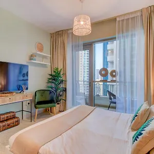 Durrani Homes - Luxurious Near Mall With Pool View Appartement Dubaï