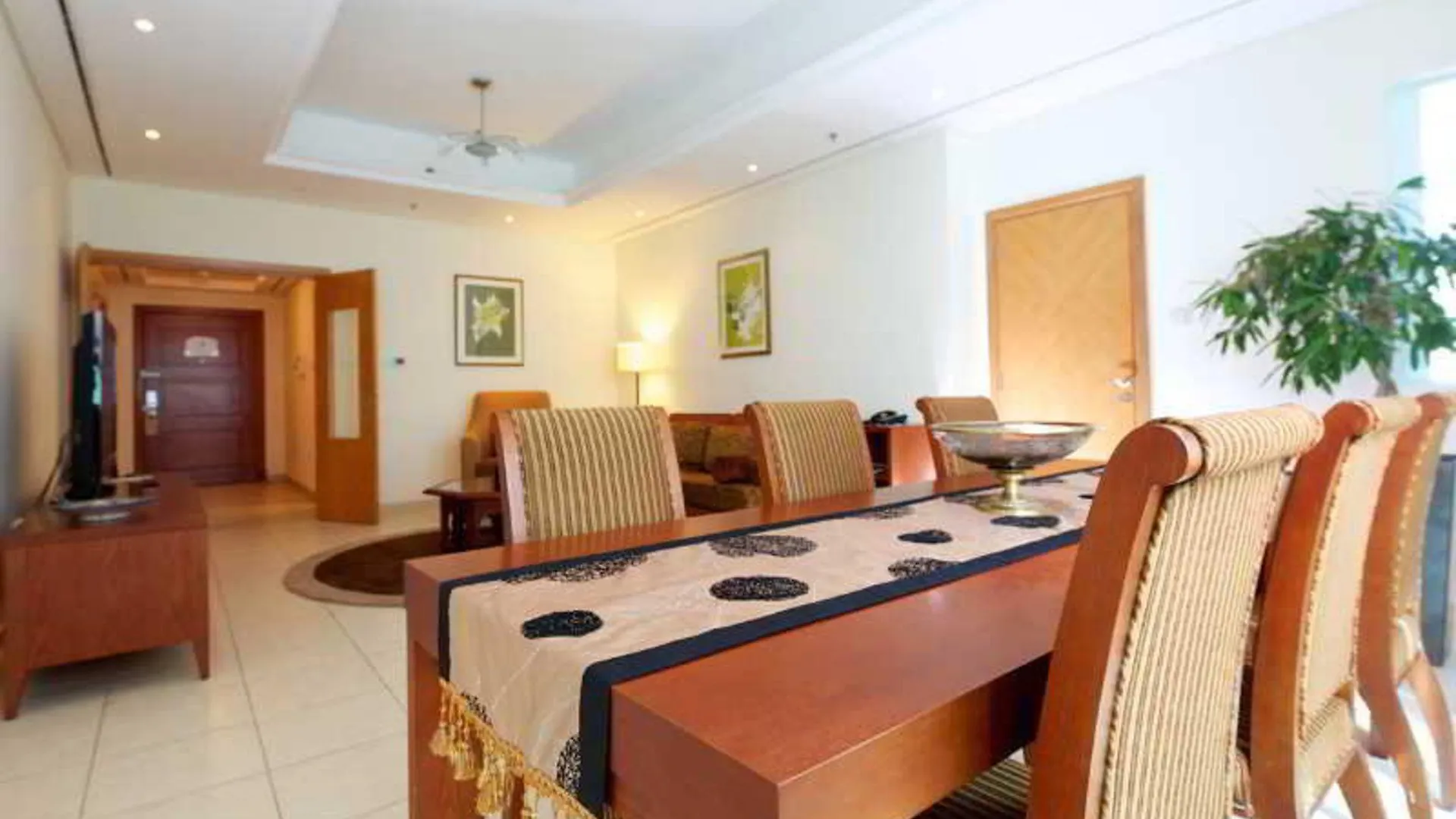 Tamani Marina Hotel & Apartments Dubai 5*,